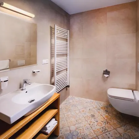 Mountain Apartman Deménvölgy