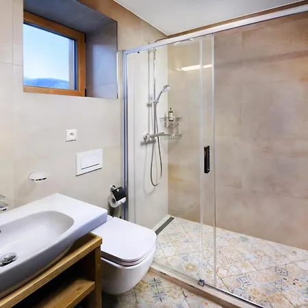 Apartament Mountain Dolina Demianowska