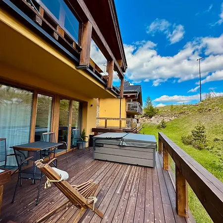 Mountain Apartment *